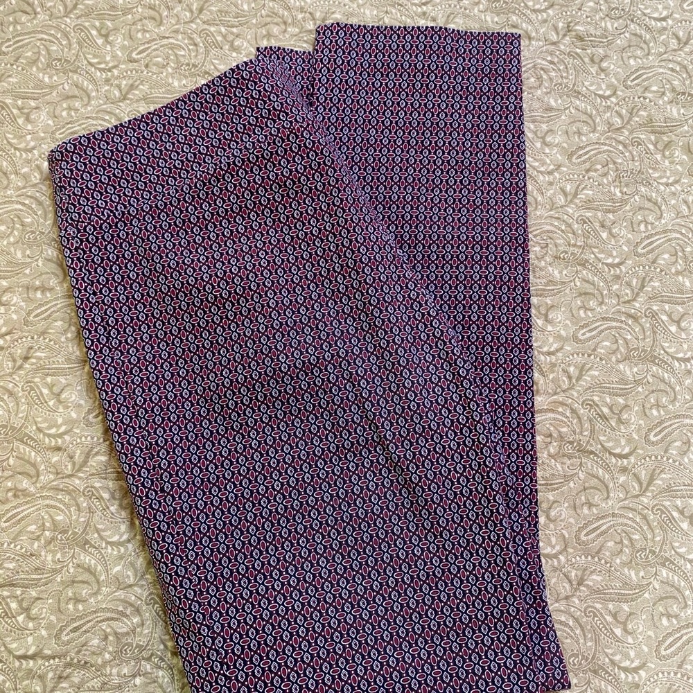 Patterned dress pants
